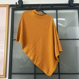 We are Amma Honey Cocoon - Nursing Cover